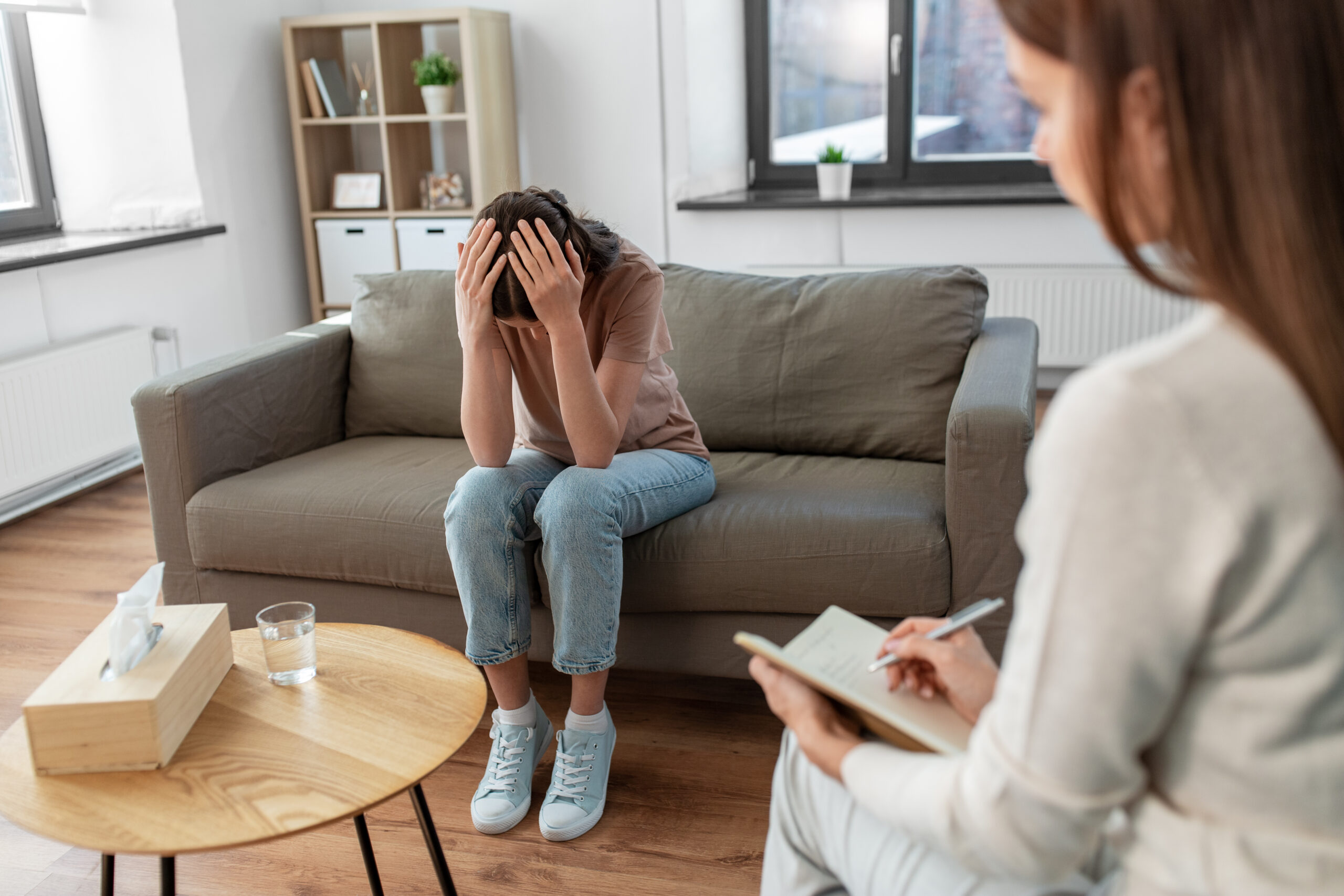 Diferença entre psicólogo, psicanalista e psiquiatra: entenda qual você precisa